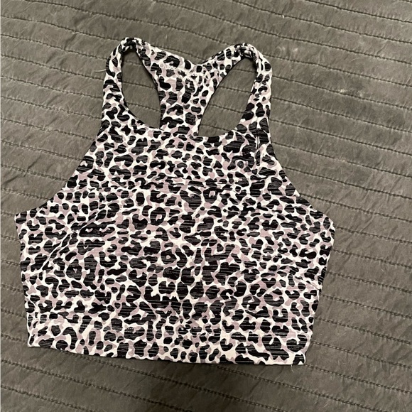 Outdoor Voices Snow Leopard Techsweat Crop Top SZ XS - Picture 2 of 3